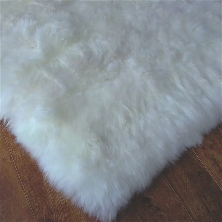 Tanned sheepskin curly fur / Tanned Sheepskin / Sheepskin Carpet