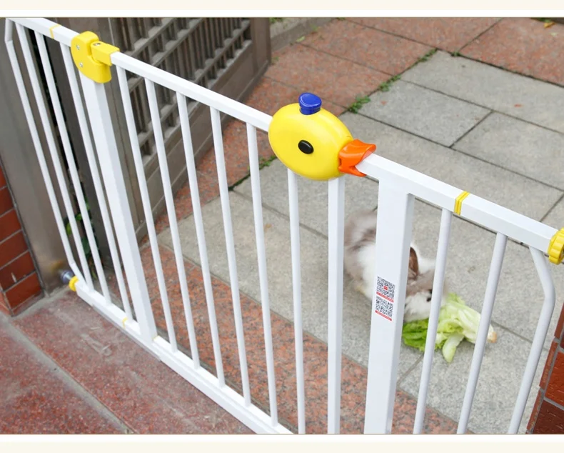 expandable metal children and pet safety gate for doors and stairs