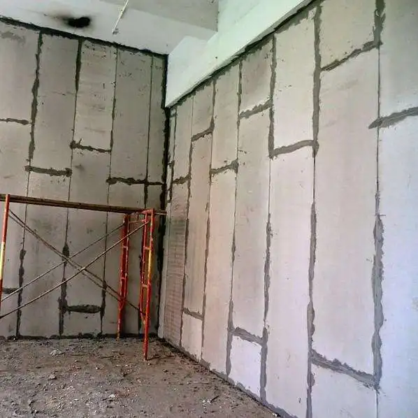 Prefabricated houses lightweight insulated concrete eps