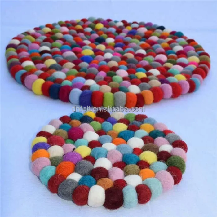 
100% nepal wool handmade wool felt balls for christmas decoration 