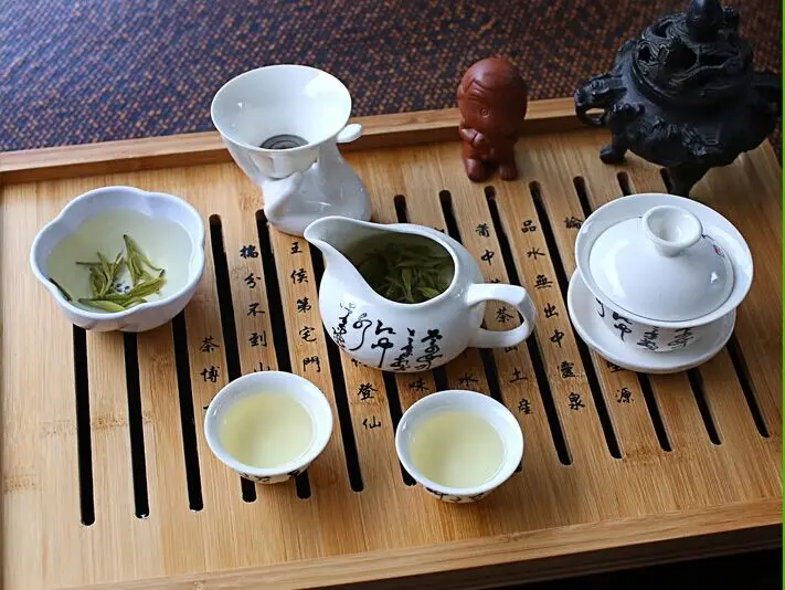 
Rich in vitamin B and vitamin C, chlorophyll organic longjing green tea, taste very good 