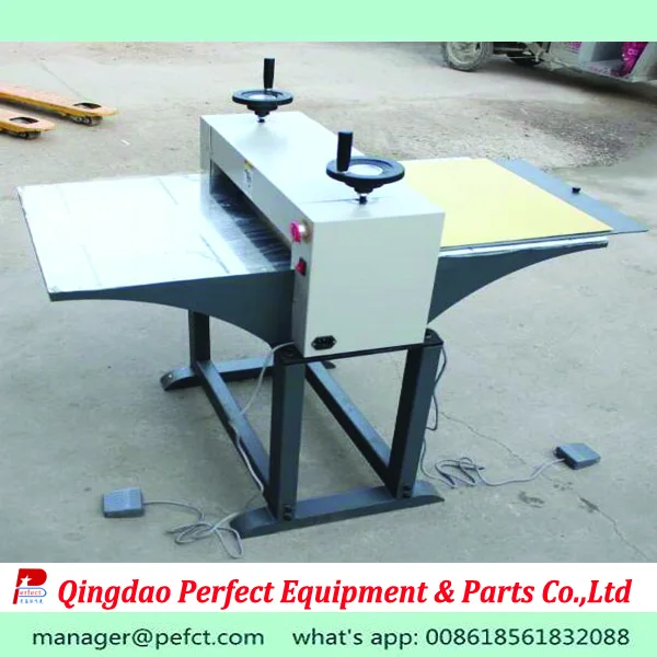 2016 новый разработанный небольшой вращающийся картон и картона высечки машины