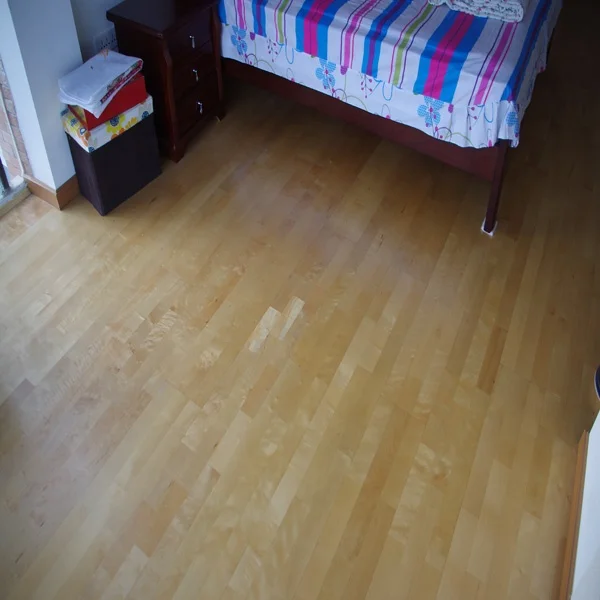 Prefinished Natural color 3 strips Russian White Maple solid wood flooring