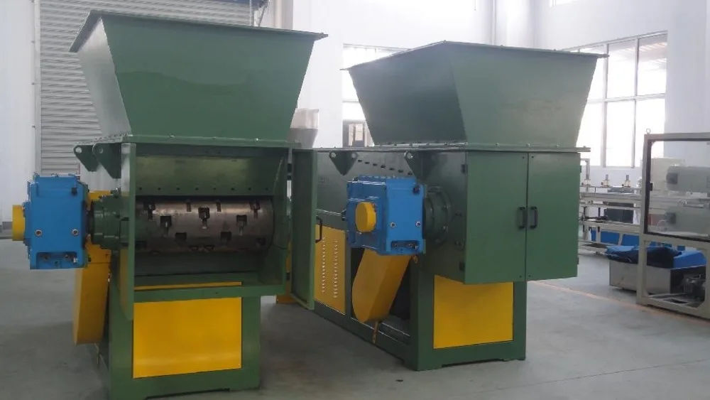 промышленный шредер для измельчения пластика