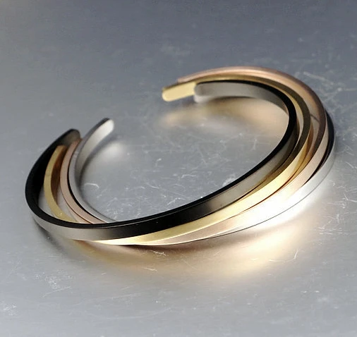 Custom made logo fashion cuff bangles high quality engrave titanium bangle bracelet stainless steel