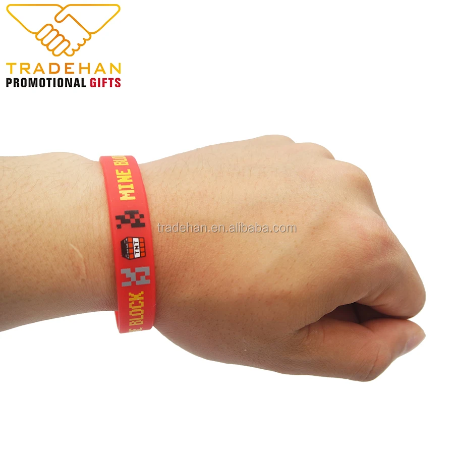 PVC wristband printing machines make custom silicone bracelets