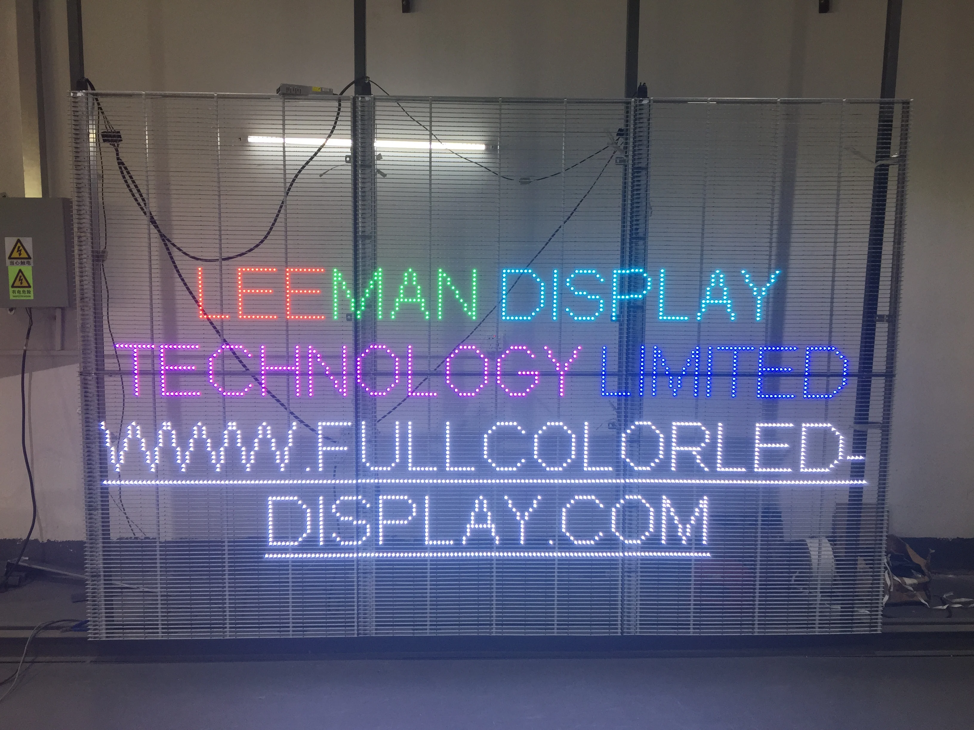 3D Transparent Oled Screen P5 P6 Indoor Glass Led Display Screen And Led Wall high quality rgb transparent oled screen P7.81