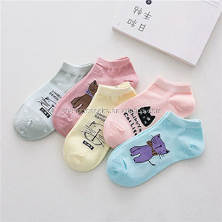 
New arrival Japanese style spring and autumn ladies boat socks, wholesale candy color cartoon cat design cotton ankle socks 