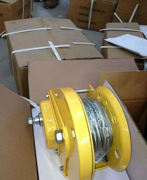 XINQI 2600lbs Manual Hand Brake Winch For Sale