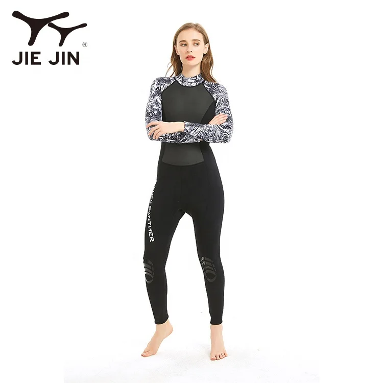 Custom Printed Low MOQ  Top Quality 3-5mm Neoprene Women Wetsuit