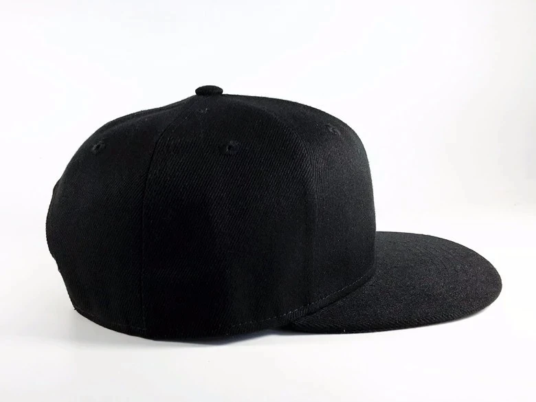 
Alegria Small MOQ Acrylic Custom Logo Embroidery Black Snapback Hats Caps 