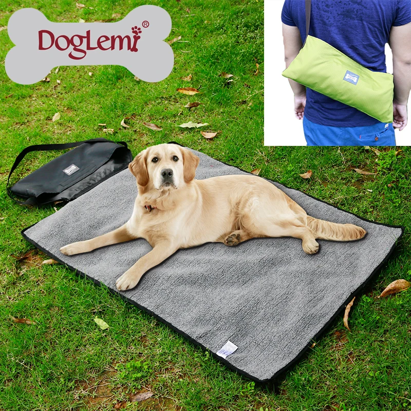 Outdoor Portable Roll in Pet Blanket with Bag,Travel dog mat blanket