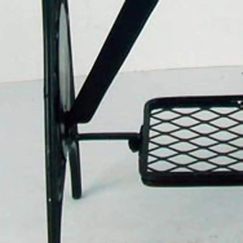 VINTAGE SEWING MACHINE 1:4-SCALE