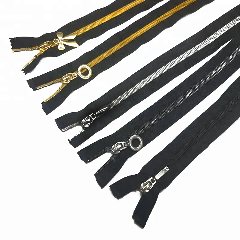 Competitive Price Good Quality Zipper Gold Teeth Plastic Nylon Zipper For Garment Production