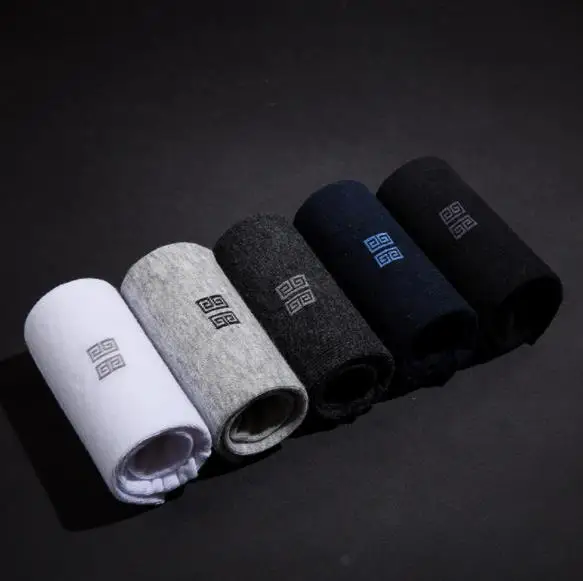 Breathable plain solid business custom logo socks gift box packaging set men crew socks