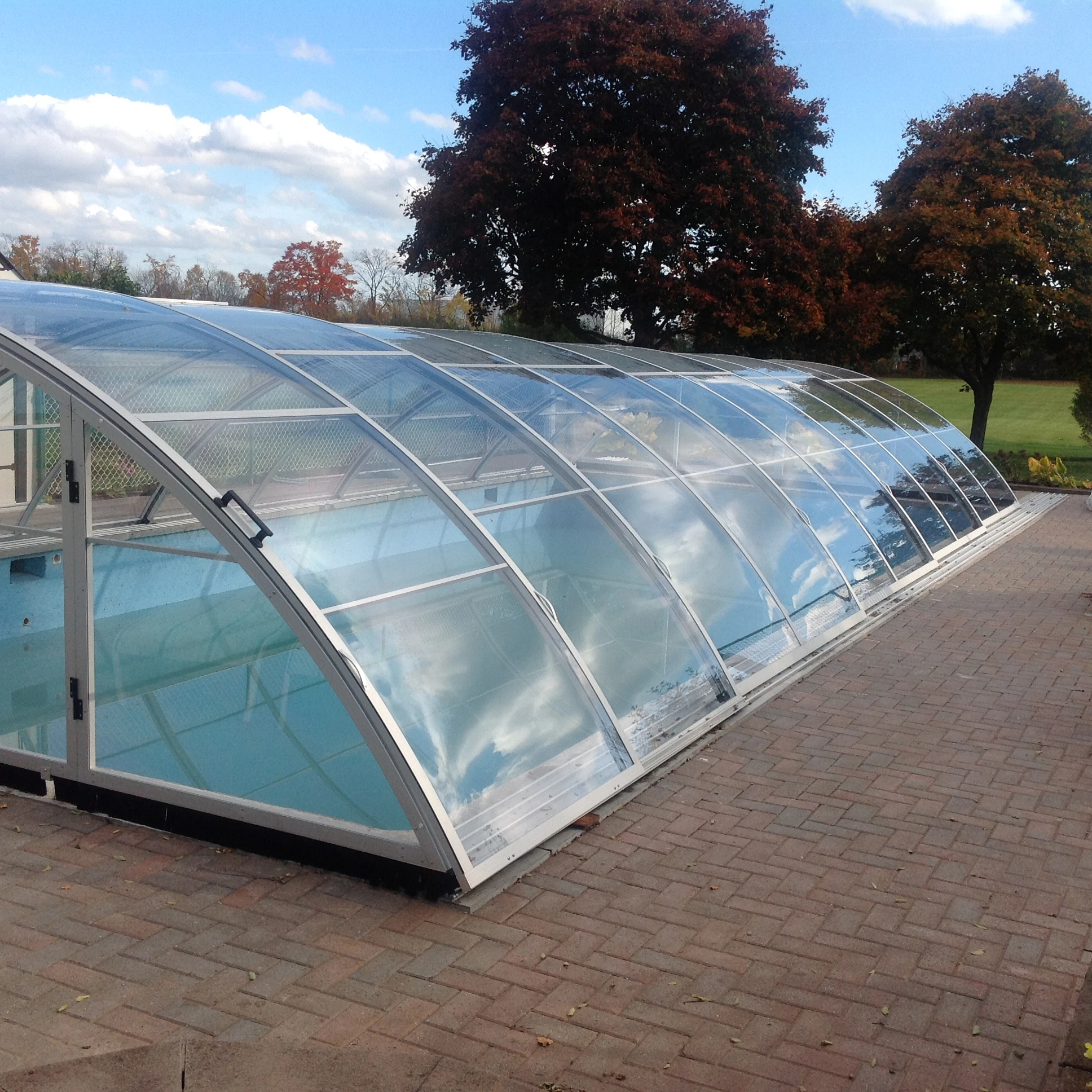 China Products Manufacturers PC Panel Retractable Aluminum Swimming Pool Enclosure
