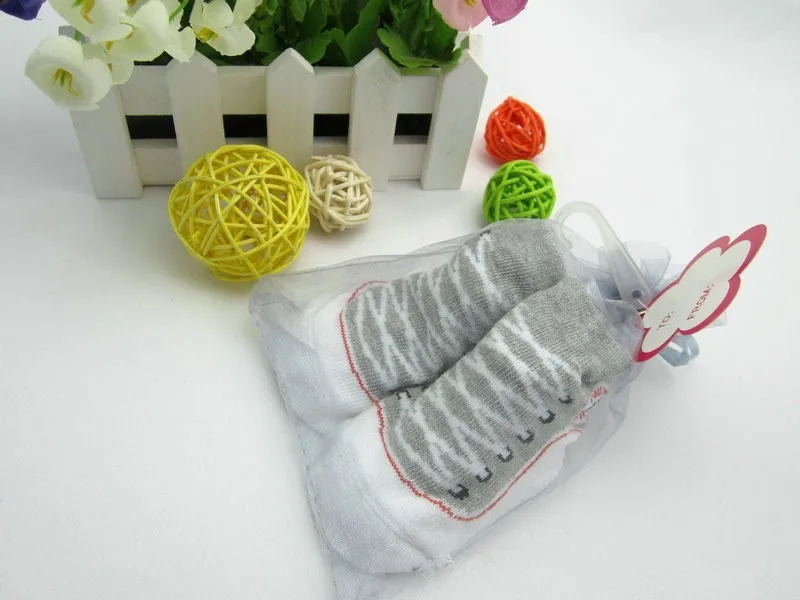 Cute organic cotton white like shoe knitting toddler ankle antislip baby socks for girl boy