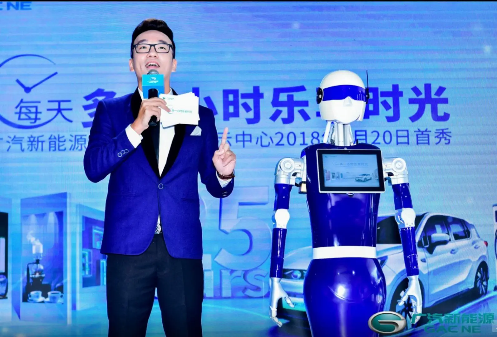 most popular ai welcome service  bar hotel mall face recognition reception  robot