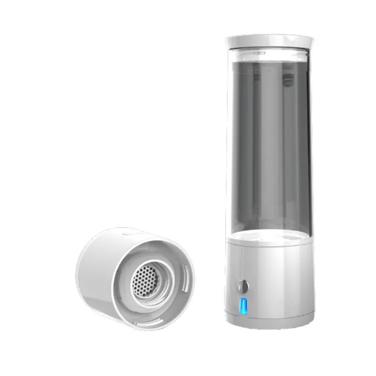 Hydrogen Water Maker Separating Hydrogen and Oxygen