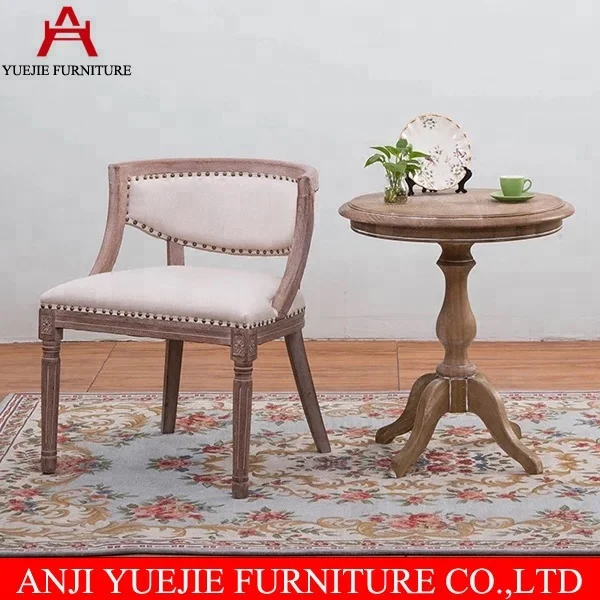 
European Style Wooden Dining Table And Chairs Set 