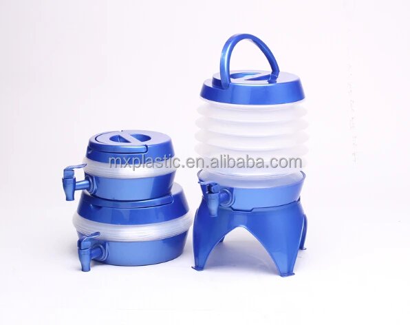 Colorful portable plastic collapsible beverage dispenser with base