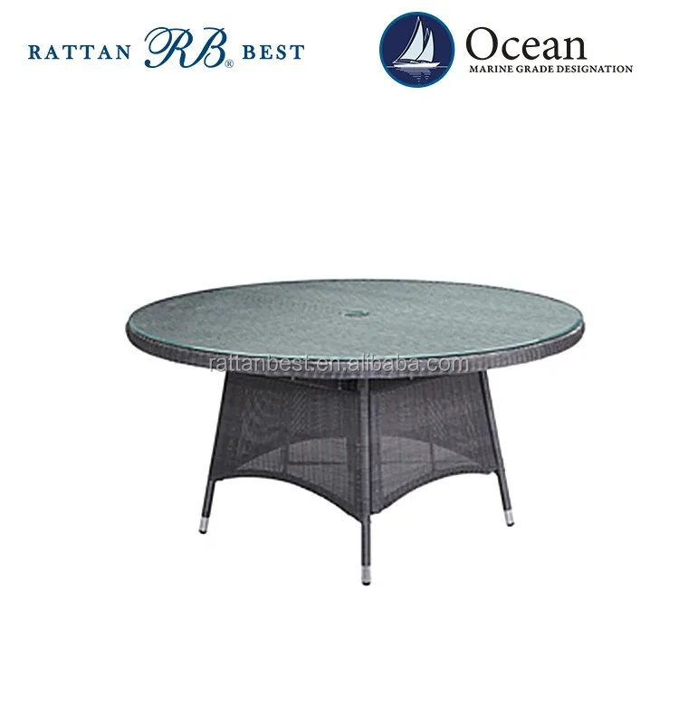 Из Ротанга столик мебель