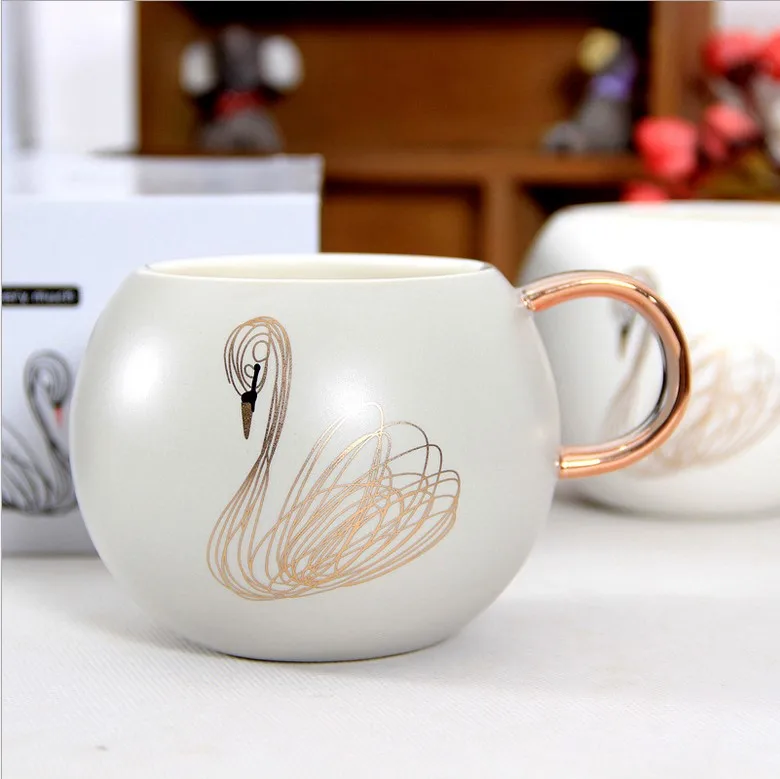 Hign Quality Promotion Bulk Ceramic Mug gold swan Korean cartoon coffee milk tea ceramic mug