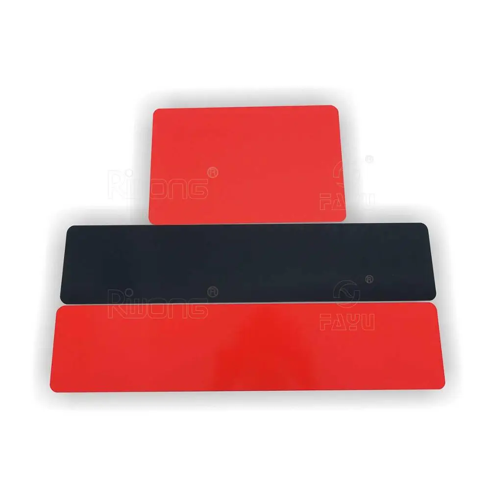 Алжирский желтый и белый номерной знак