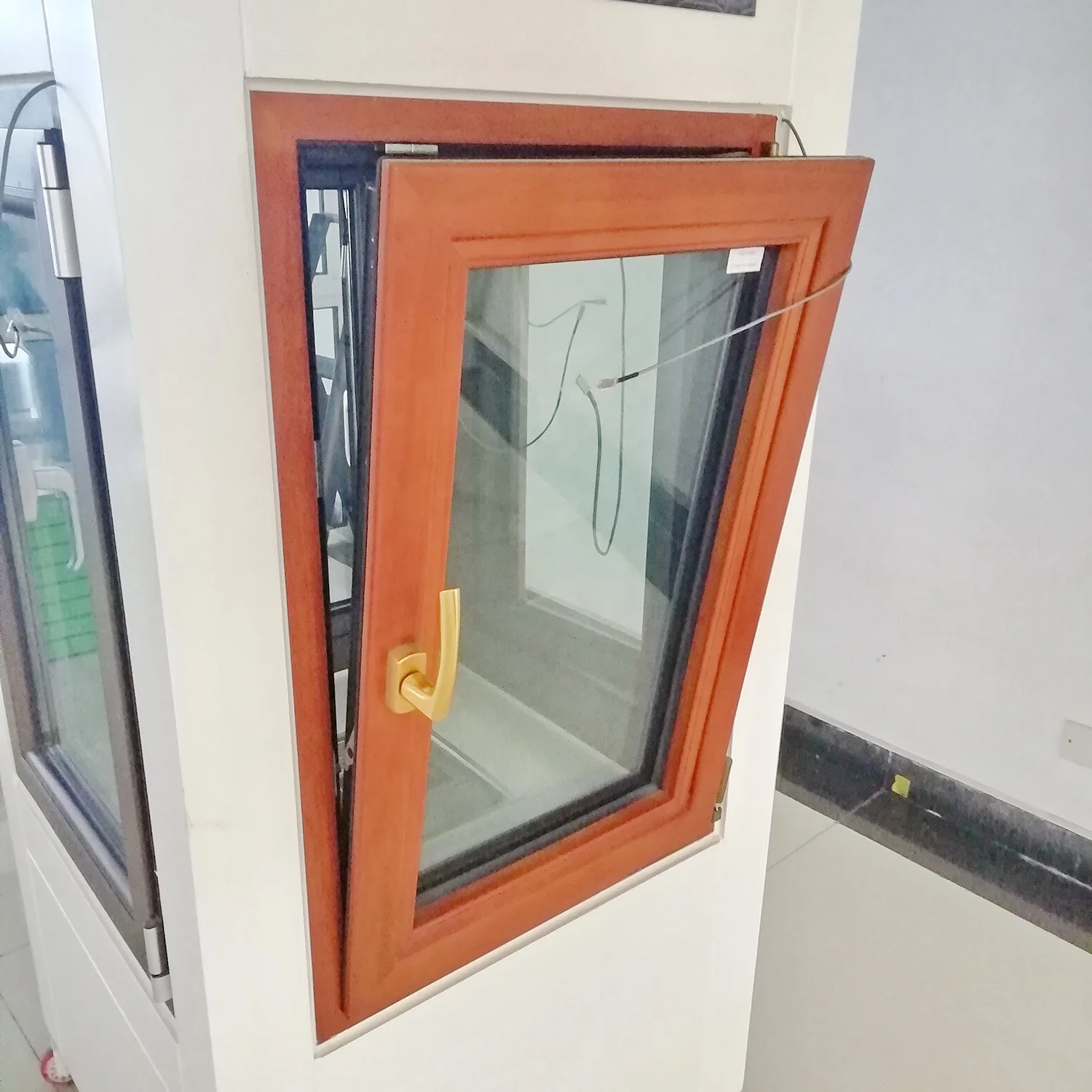  Высококачественное алюминиевое деревянное Композитное окно для дома