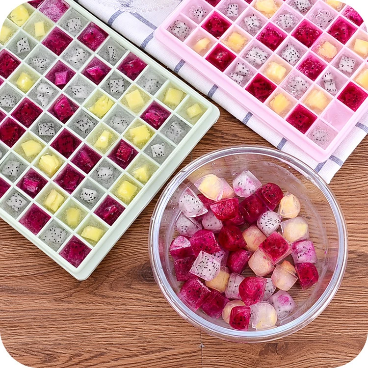 Easy To Clean PP Plastic Personalized Ice Cube Tray Mini Tiny 96 Grids Ice Cube Bin Scoop Trays and Candy Grids Small Ice Maker