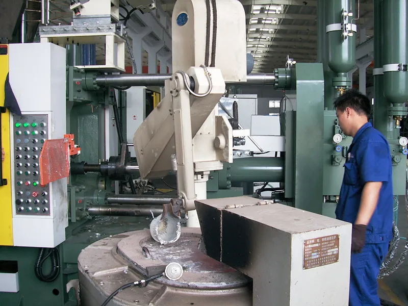 Haichen new type horizontal aluminium road stud die casting machine