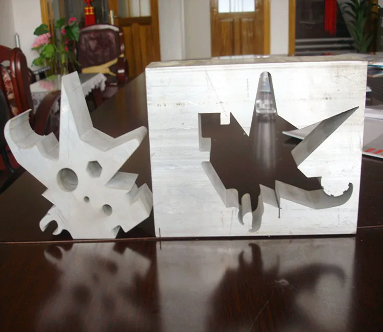 гидроабразивной резки с ЧПУ используется гидроабразивная резка для стали