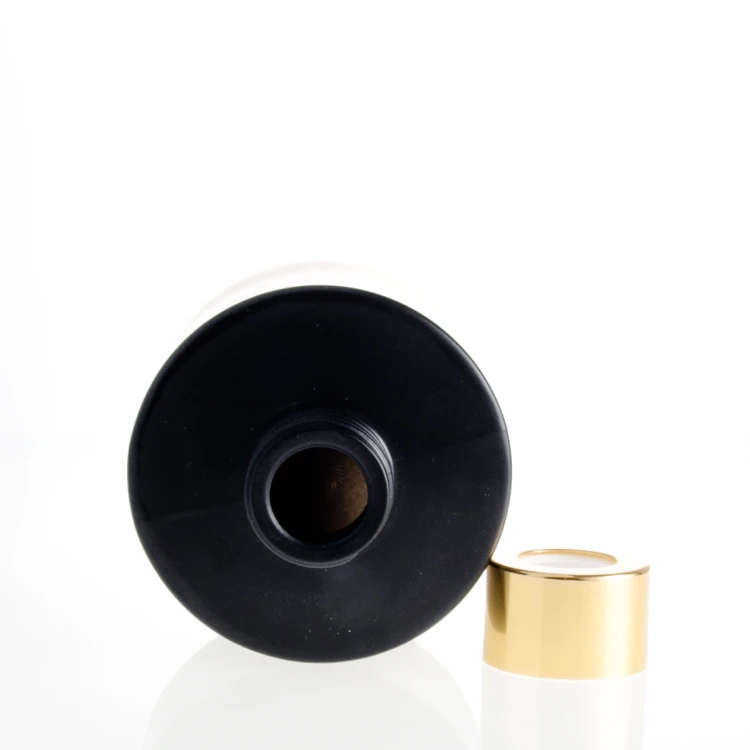 
Factory Wholesale Empty Cube 100ml Round Black Perfume Aroma Diffuser Fragrance Bottle Glass Aromatherapy Bottle 