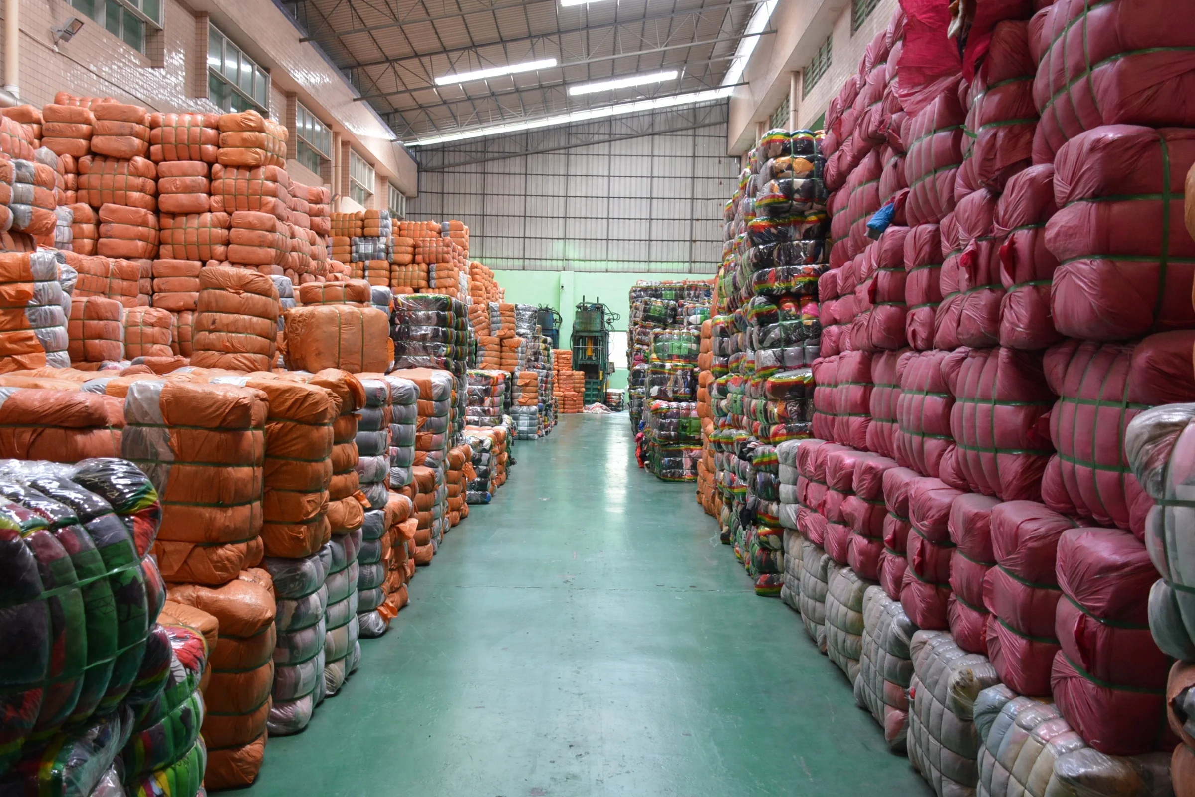 Wholesale Used Clothing Low Price Origin Small Bales Sport Short Pants