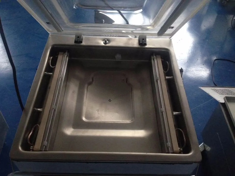 
DZ-400/T vacuum gas flushing packaging machine 