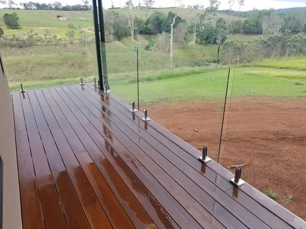 spider glass skyscraper glass system