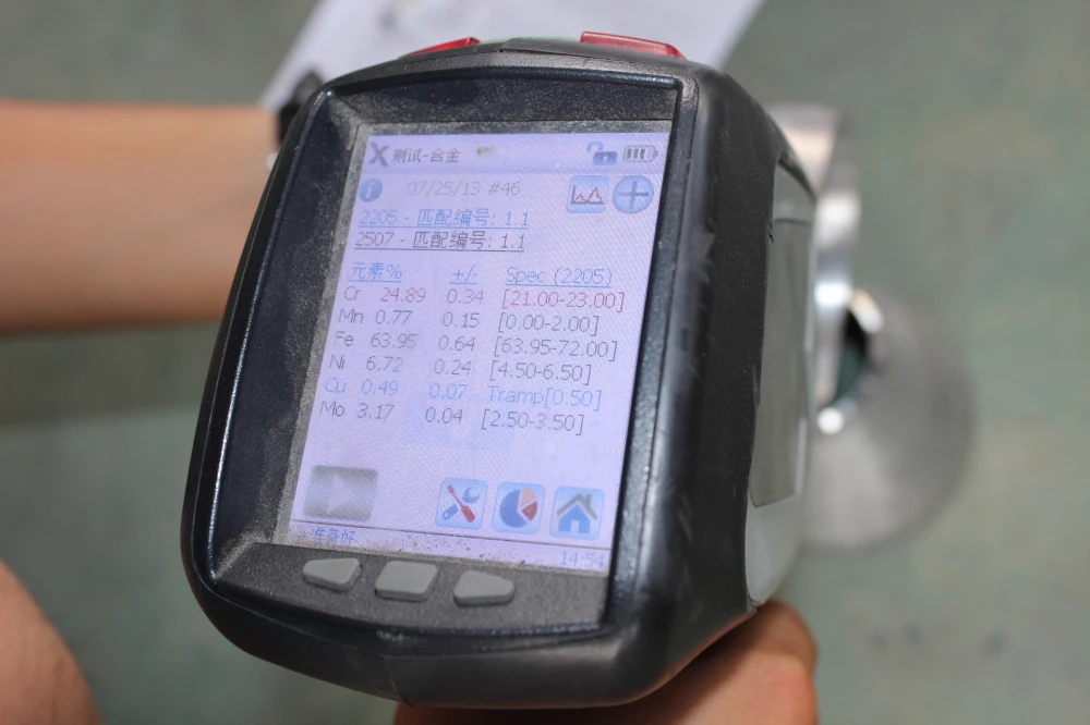 Duplex steel 2205 equal tee butt welding pipe fittings