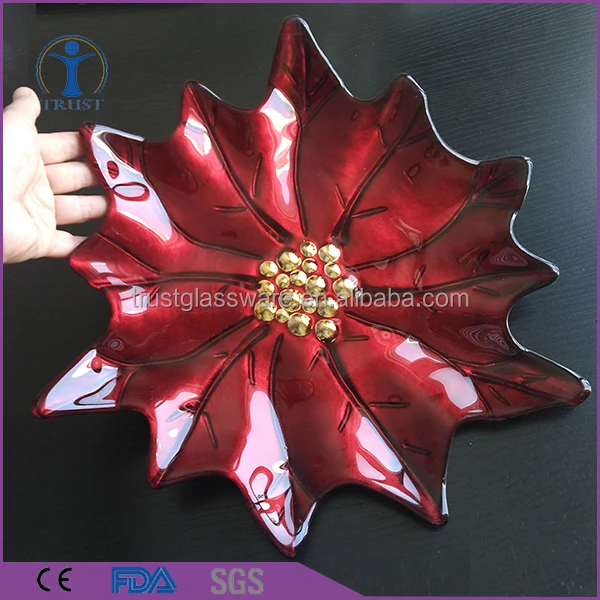 New Fashion Wholesale Decoration High Quality Red Maple Leaf Shaped Glass Plate