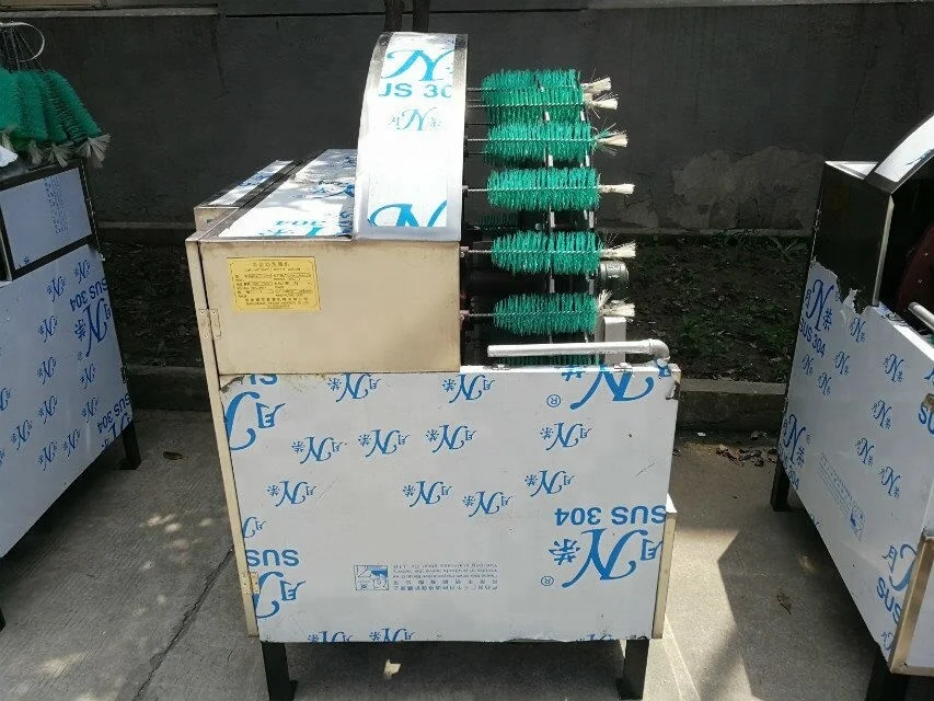 Semi-Automatic XP-24 Glass Bottle Washing Machine / Used Bottle Washer