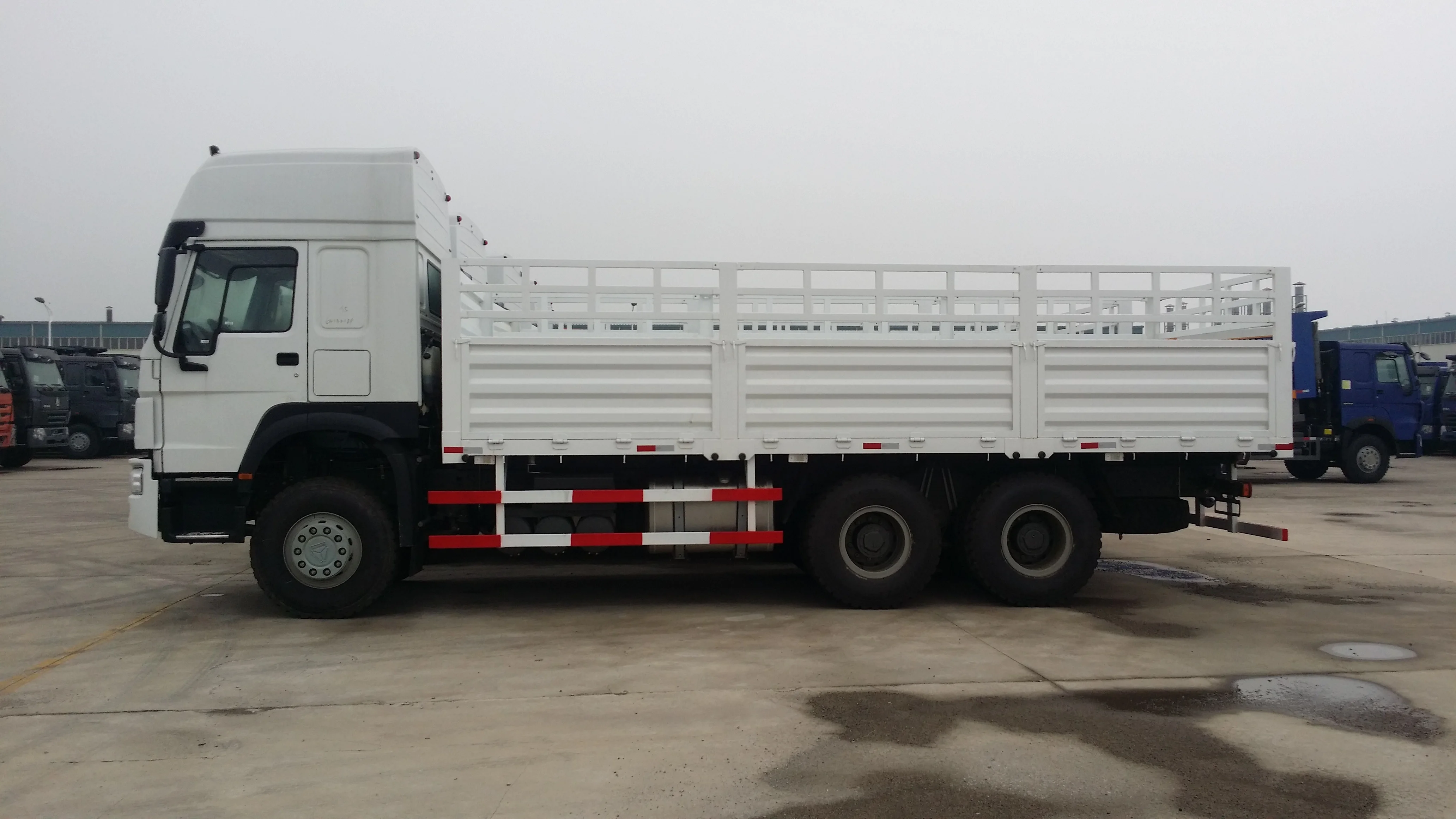 Cargo Transportation Sinotruk 25 ton HOWO 371 Cargo Truck