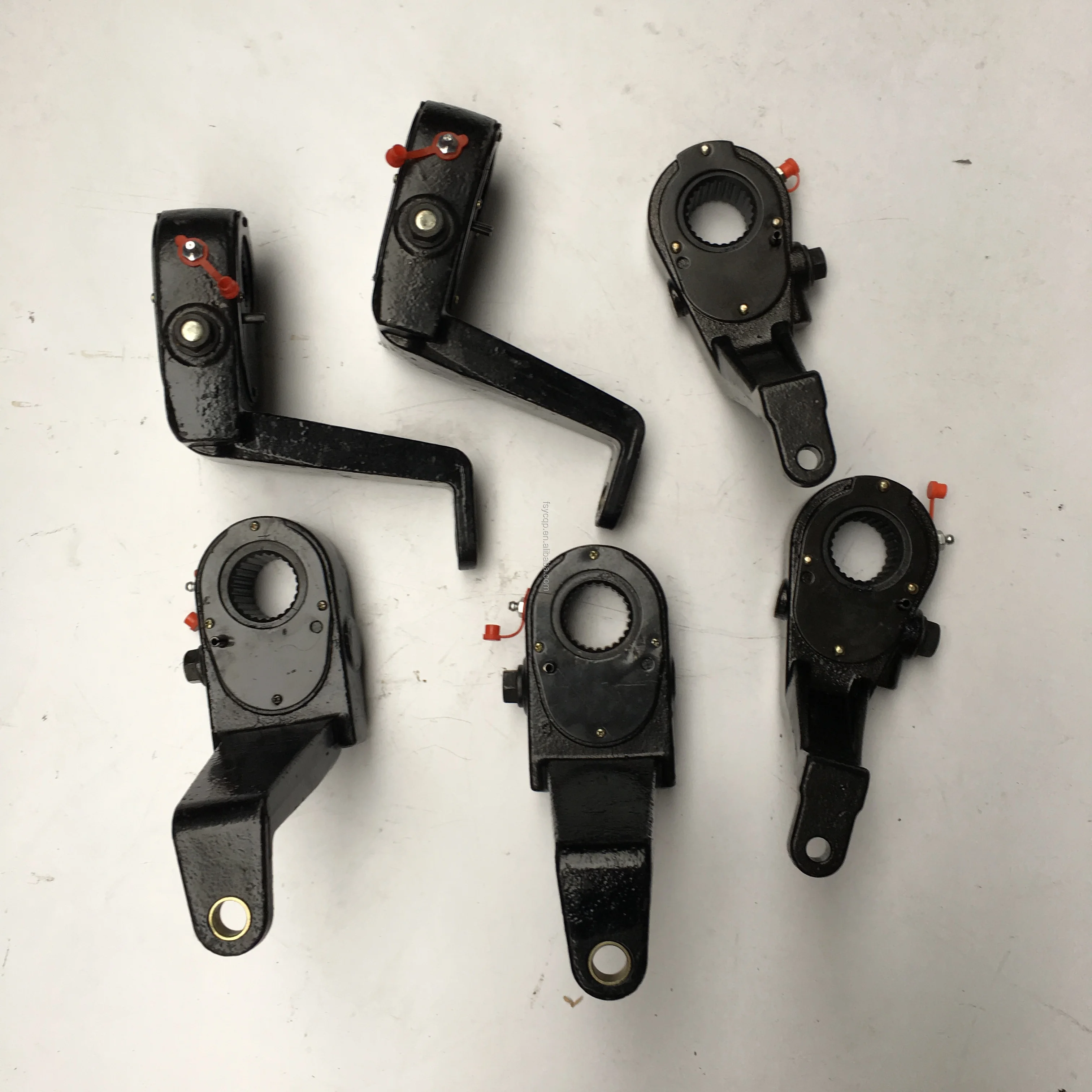 Brake adjusting arm for CWB520 RF8 DIESEL UD TRUCK