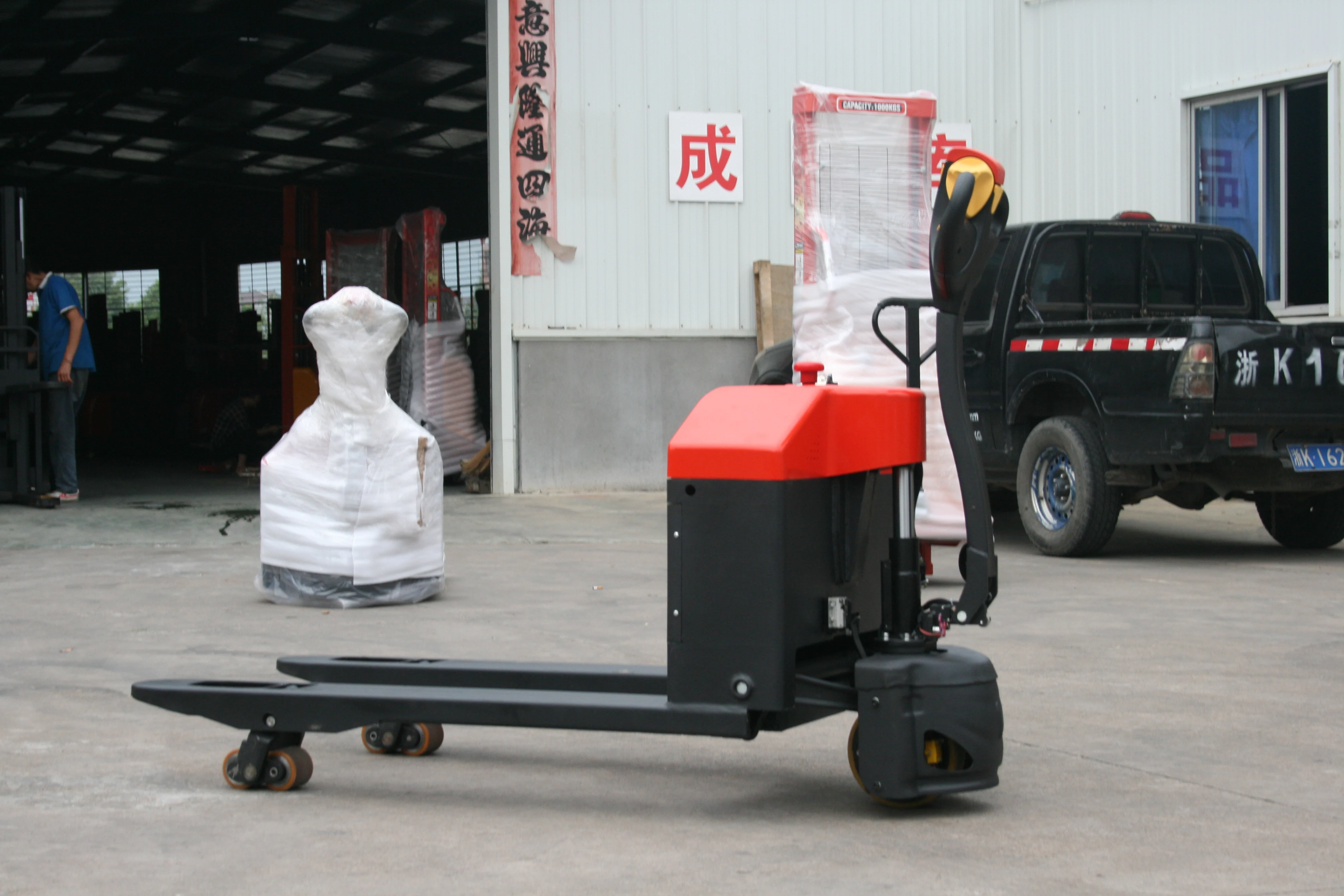 
1.5 tons pallet truck /electric pallet 
