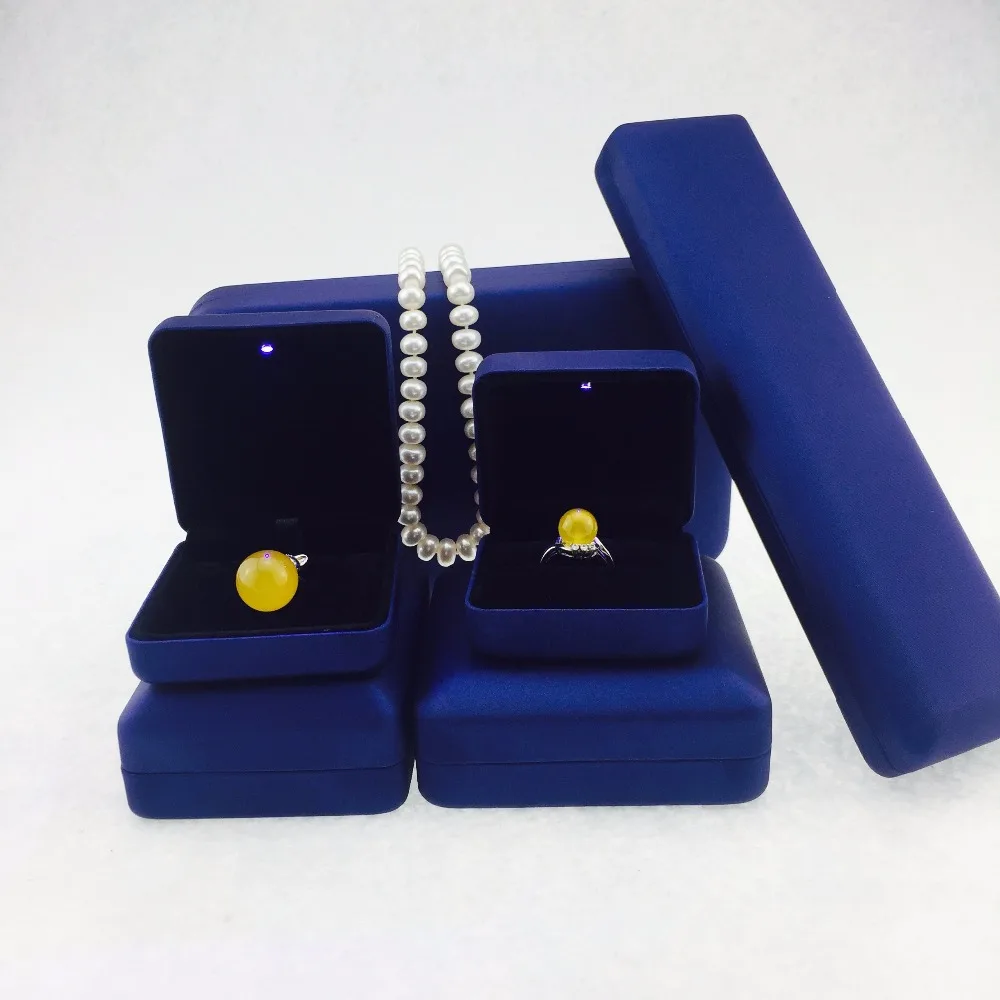 
navy blue luxury leather with LED lights jewelry gift classic pu box manufactucer custom design pendant unique design jewellery 