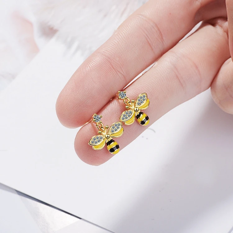 JER-194012 Gold Plated Pave Zirconia Stones Enamel Bee Shaped Brass Stud Earrings for Wholesale