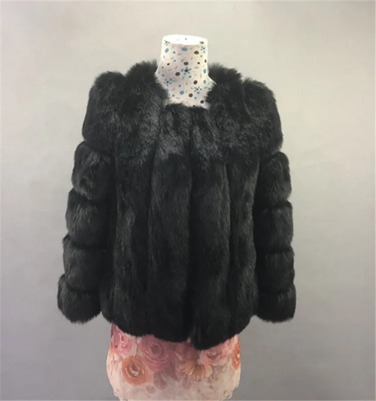 2018 New Winter Warm Whole Skin fake Fox Fur Coat Short Style Women faux Fur Coat