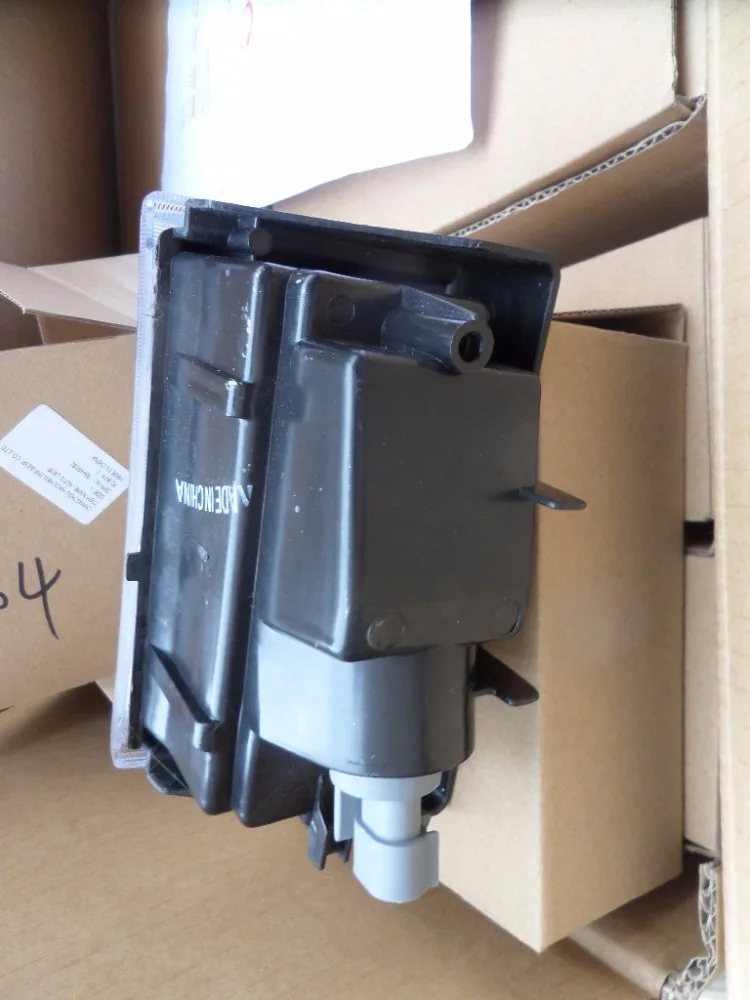 HC-T-2004 Truck Parts Truck Indicator Light for Eurostar 98449182/98449181