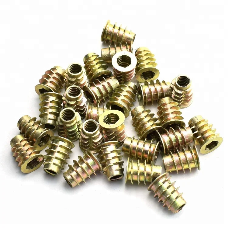 Высокая точность Резьбовая вставка гайка