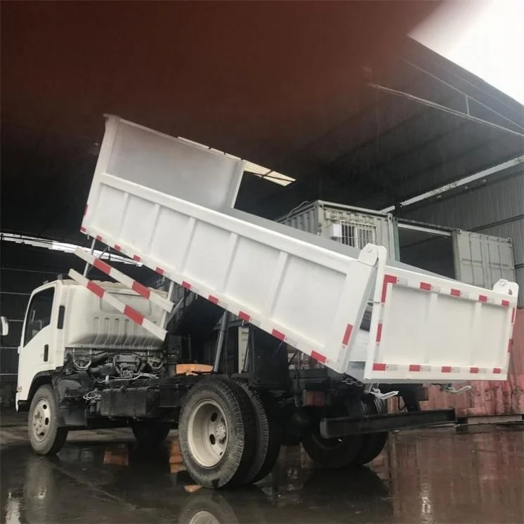 High Quality 5MT Japan brand 5 ton volume sand tipper truck