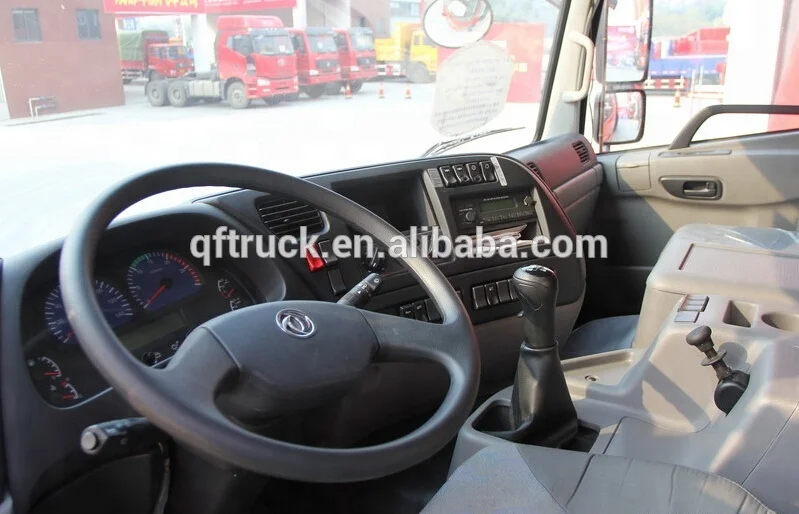 Dongfeng 4x2 Meat Transport Refrigerated Truck Body/Meat Hook Refrigerator Truck/Frozen Transportation Lorry