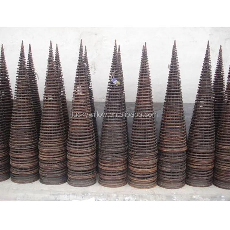 Wicker garden decoration --- flower stand & planter